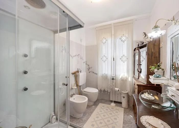 La Colombiera Nyaraló *